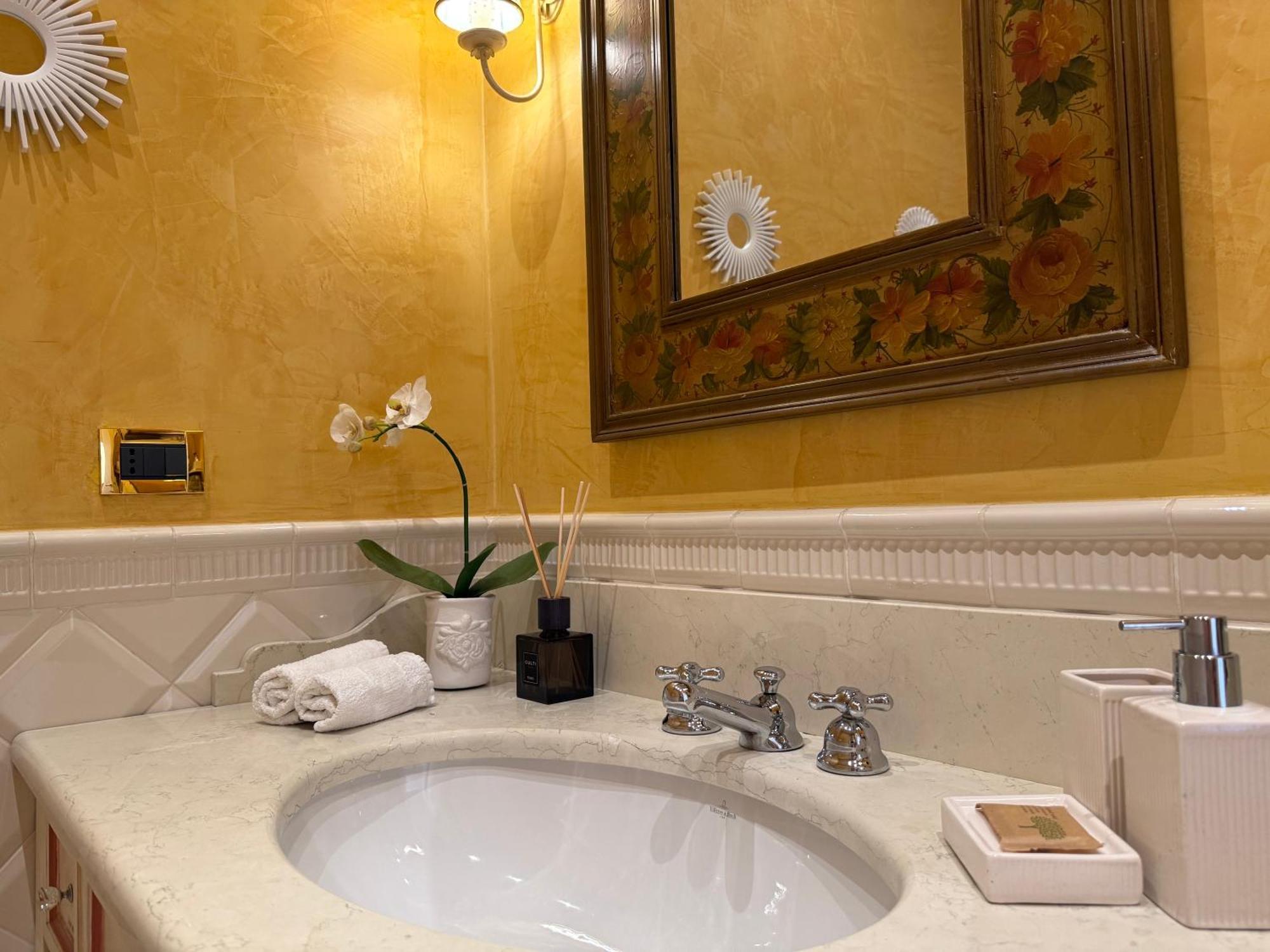 Belle Ile Lake View Suite Cadenabbia Экстерьер фото
